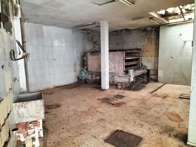 Commercial for sale in Turís - € 40,500 (Ref: 9025229)