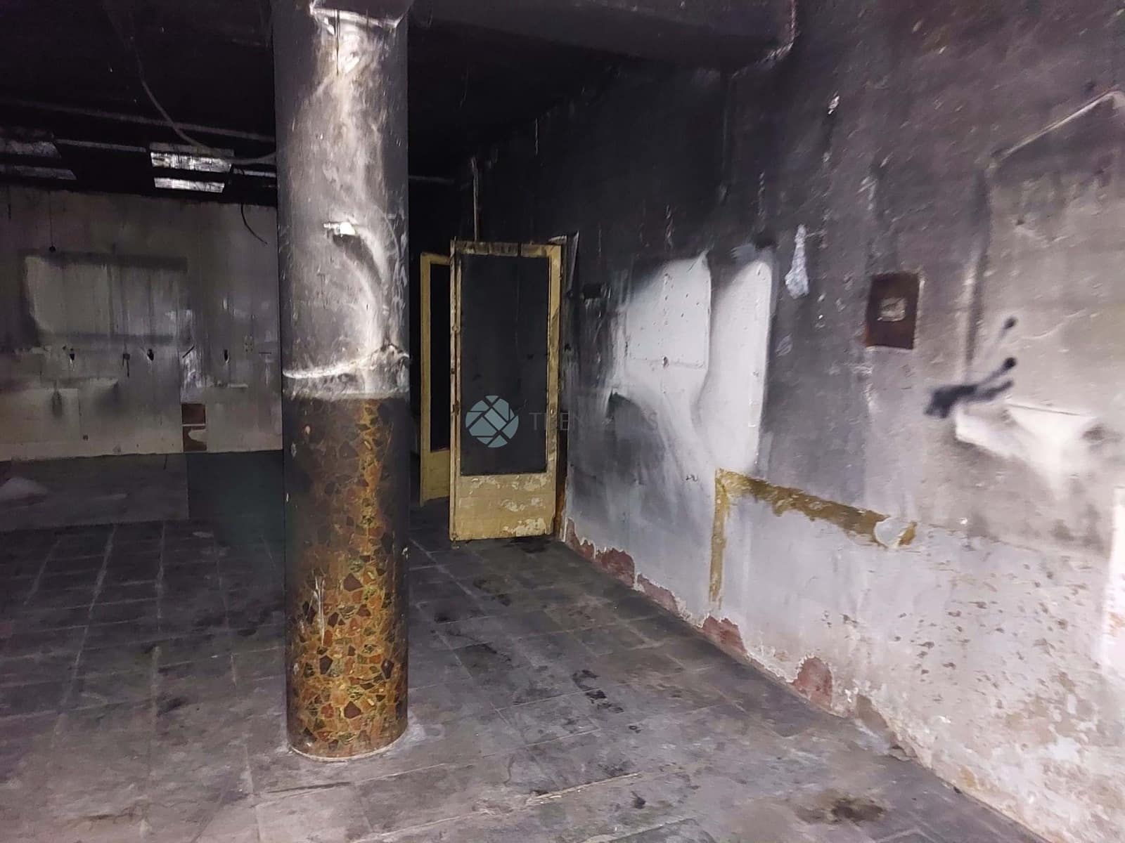 Erhverv til salg i Montcada i Reixac - € 74.000 (Ref: 9031115)