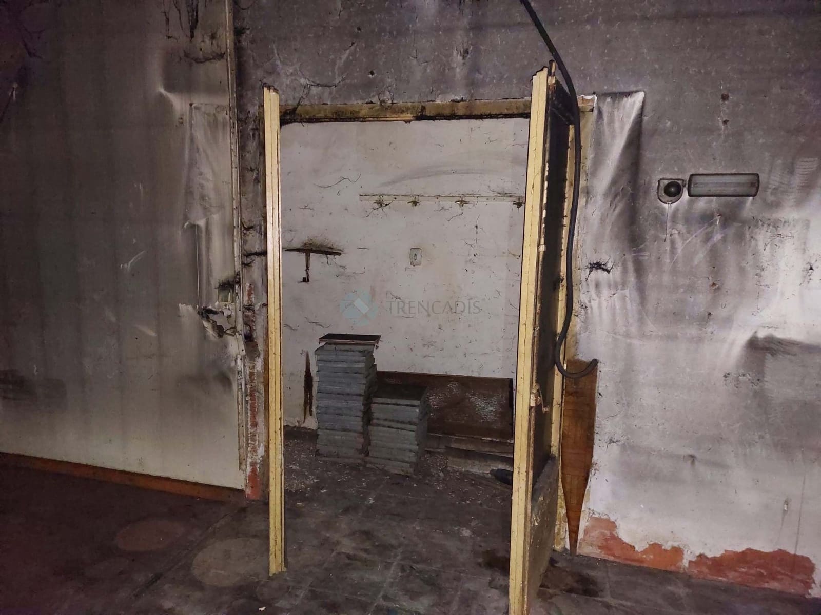 Erhverv til salg i Montcada i Reixac - € 74.000 (Ref: 9031115)