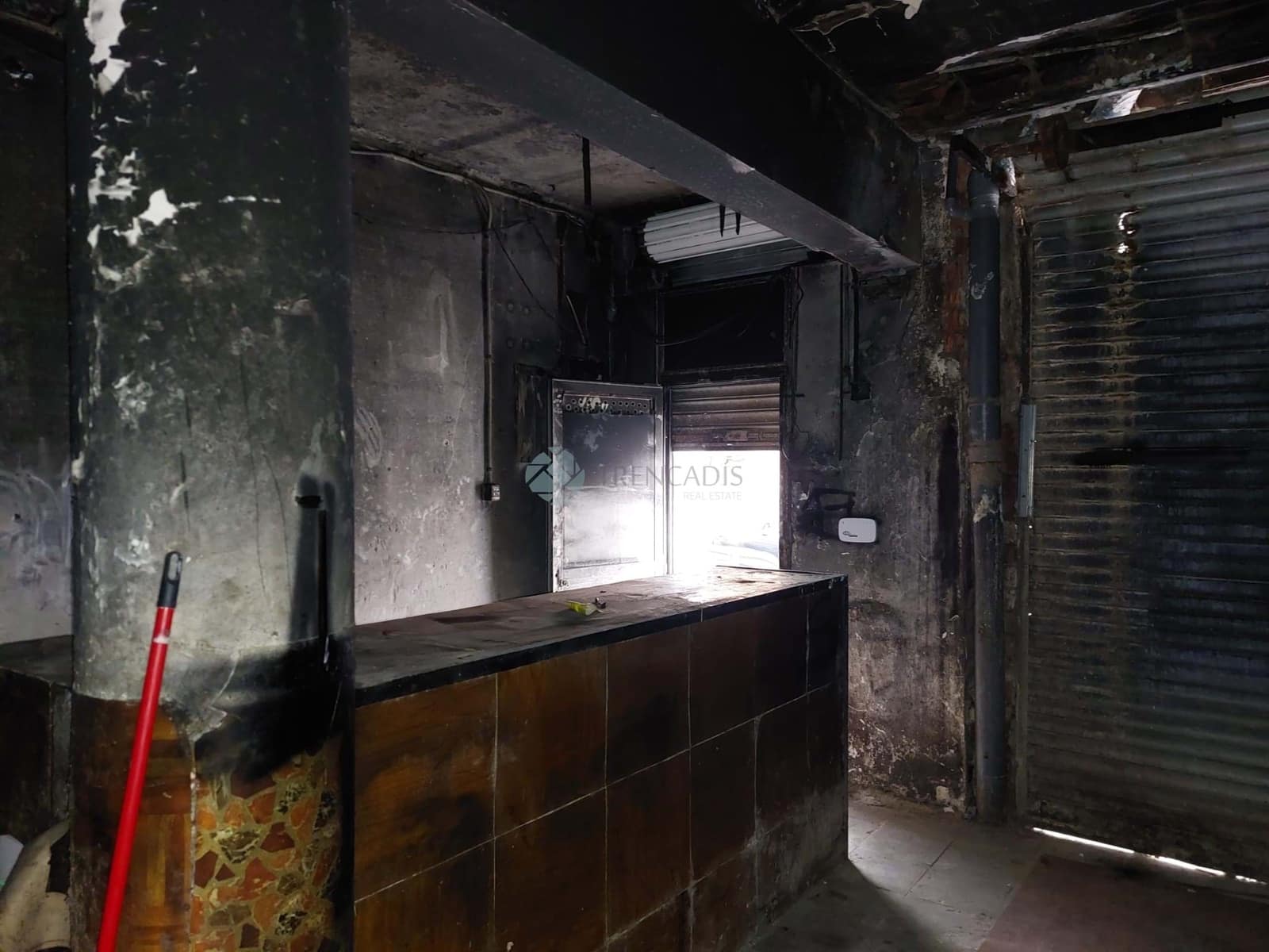 Erhverv til salg i Montcada i Reixac - € 74.000 (Ref: 9031115)