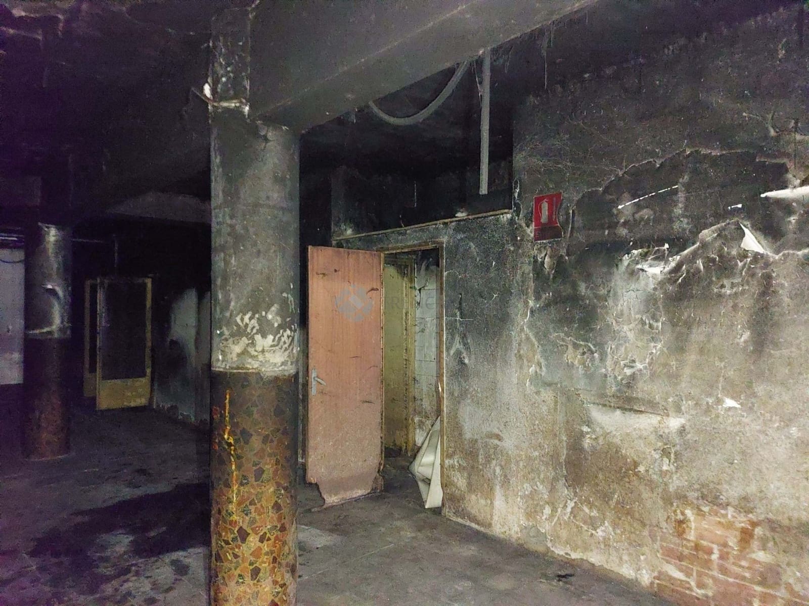 Erhverv til salg i Montcada i Reixac - € 74.000 (Ref: 9031115)