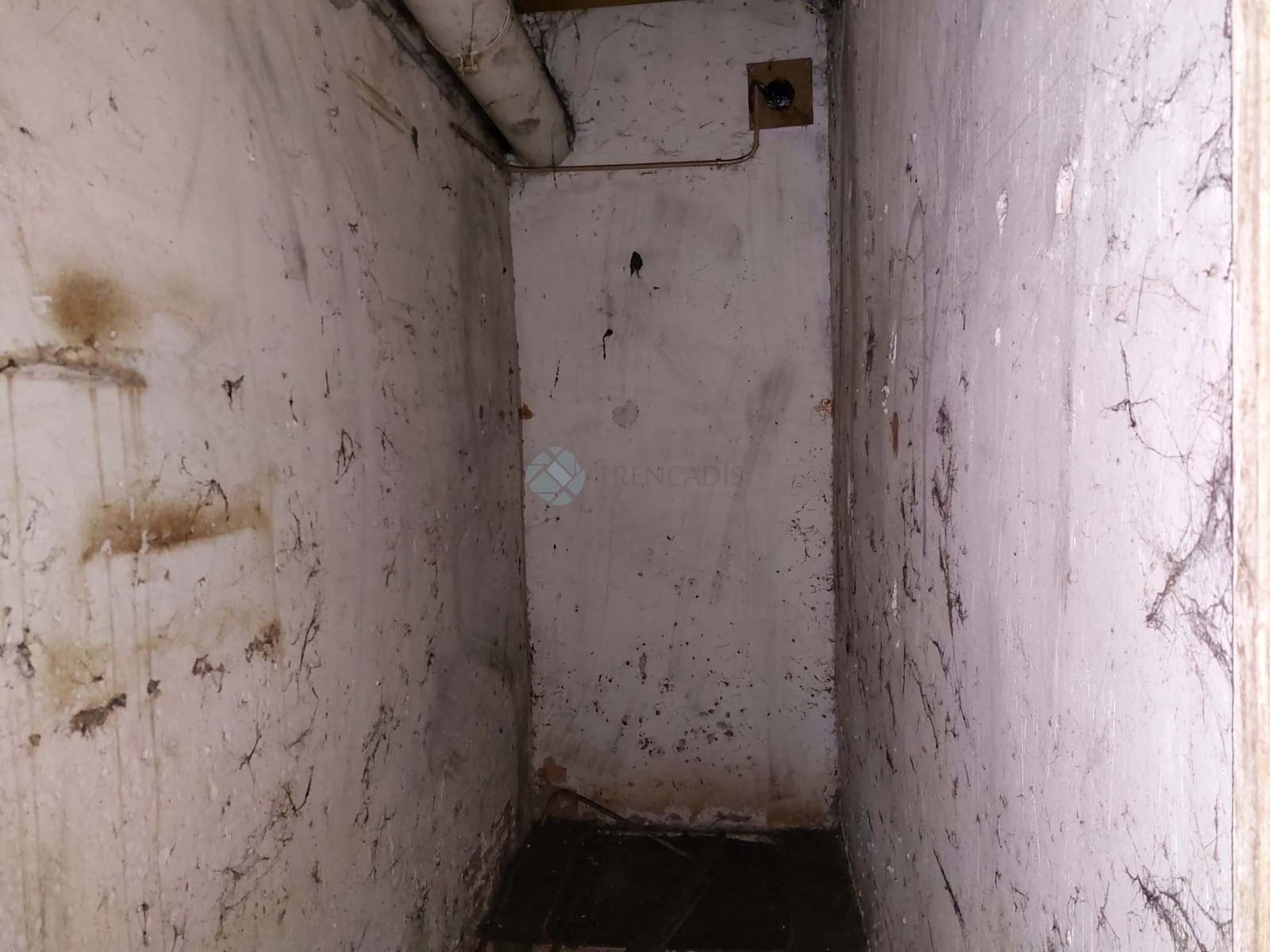 Erhverv til salg i Montcada i Reixac - € 74.000 (Ref: 9031115)