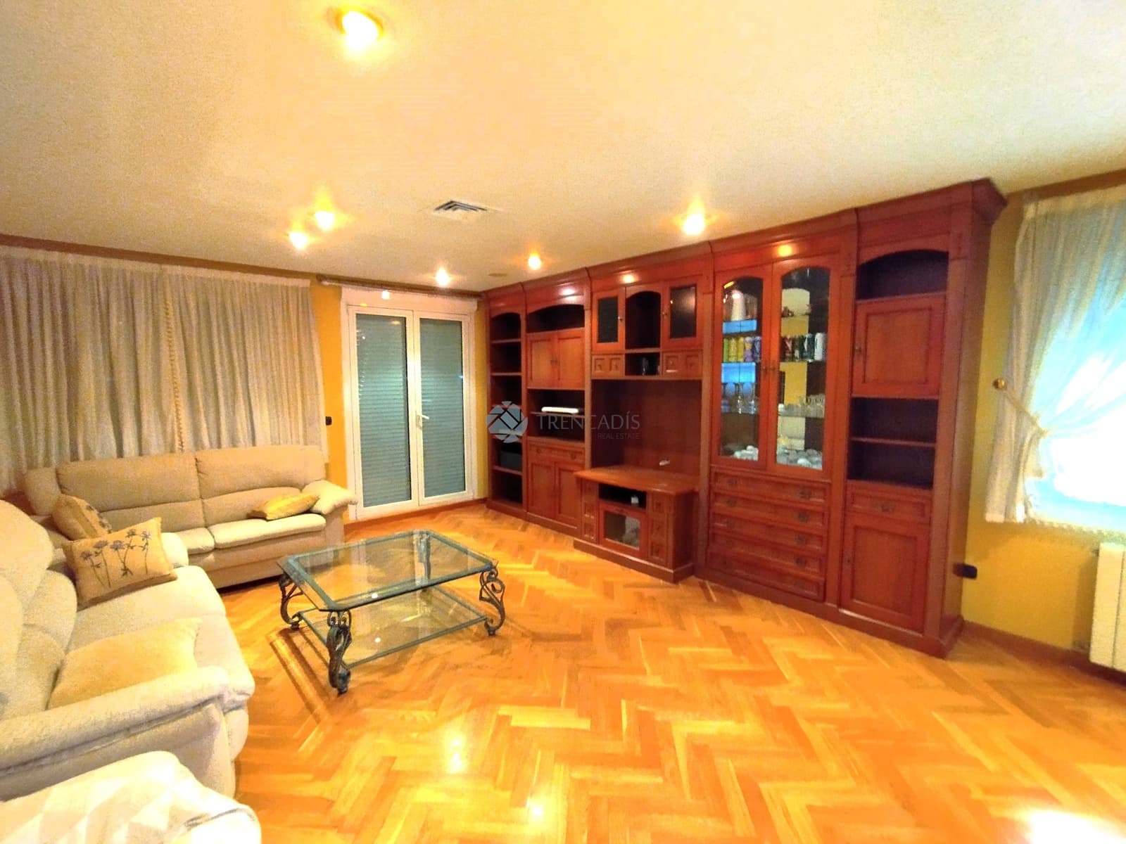 4 soveværelse Villa til salg i Elda - € 475.000 (Ref: 9031124)