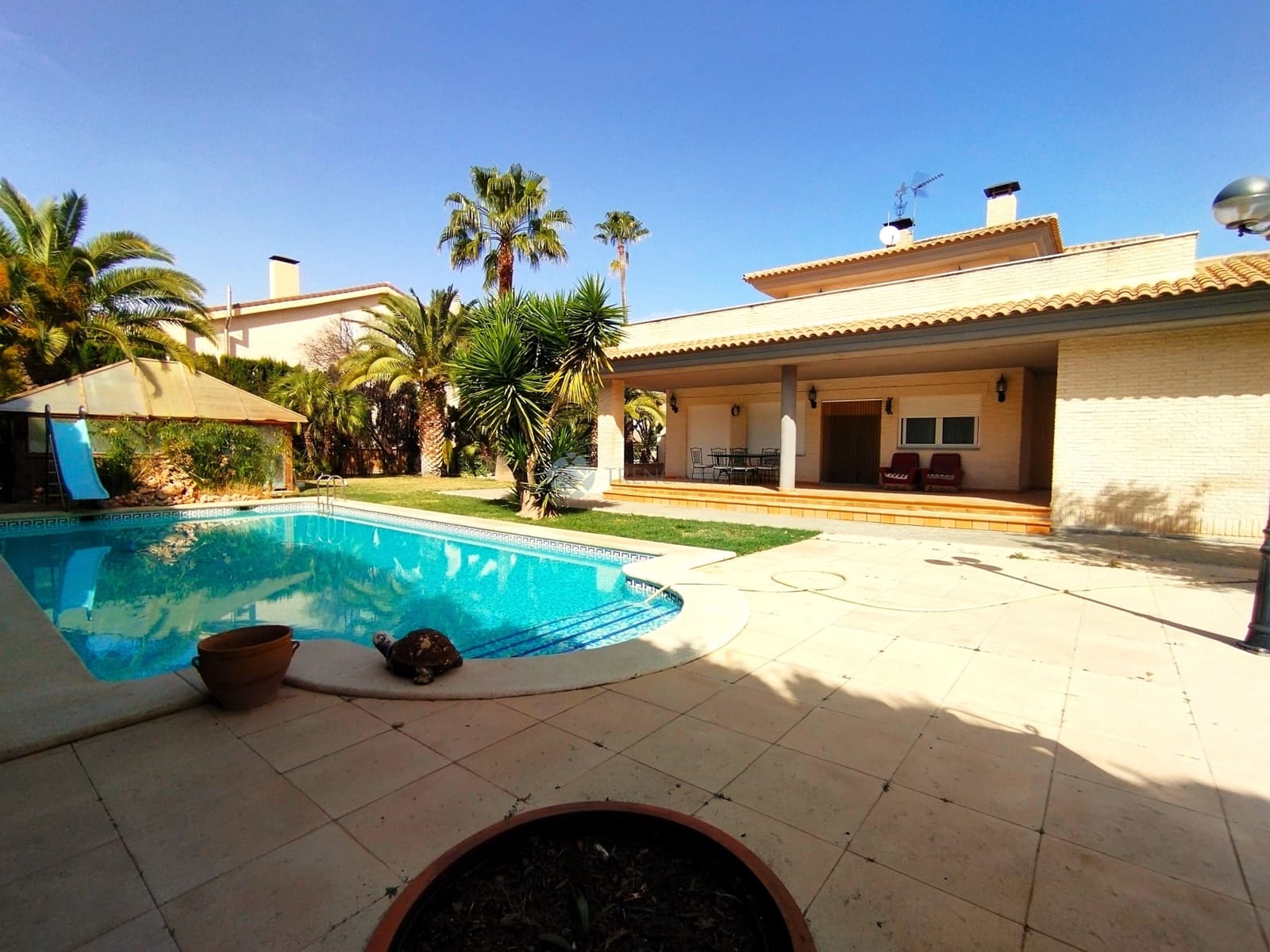 4 soveværelse Villa til salg i Elda - € 475.000 (Ref: 9031124)