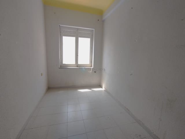 4 soverom Leilighet til salgs i Elda - € 67 000 (Ref: 9097736)