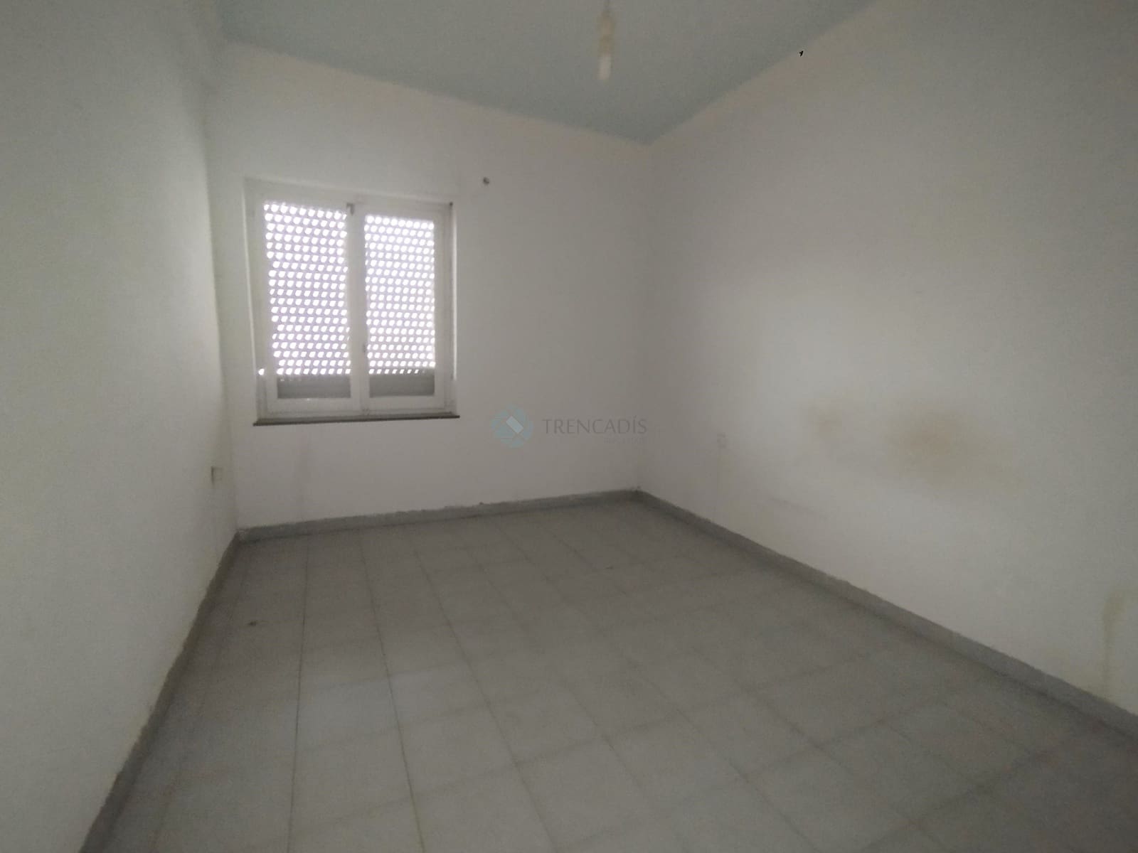 4 chambre Appartement à vendre à Elda - 67 000 € (Ref: 9097736)
