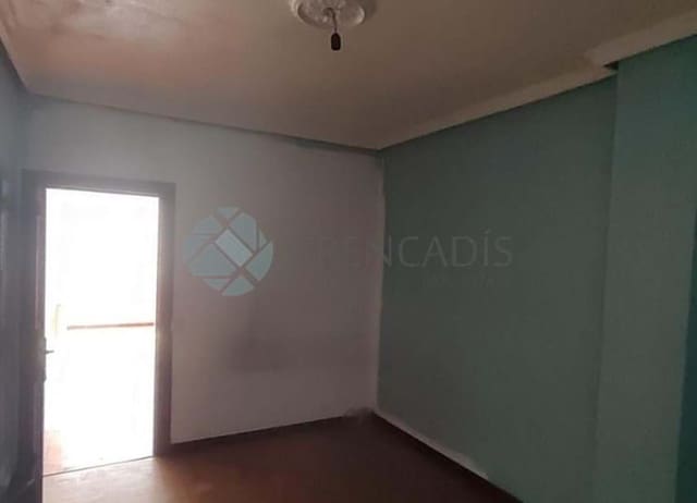 3 quarto Apartamento para venda em Alcalá de Henares - 190 000 € (Ref: 9138659)