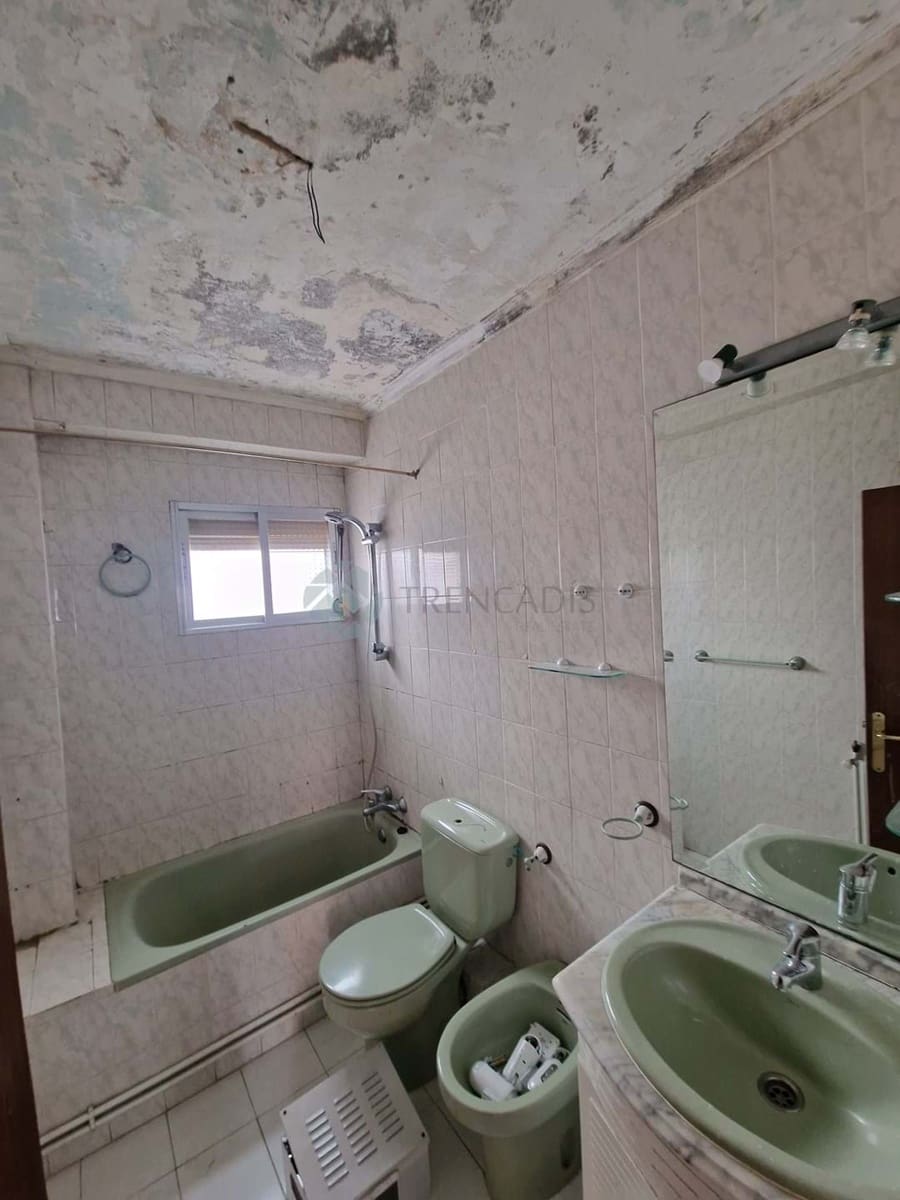 3 soveværelse Lejlighed til salg i Alcala de Henares - € 190.000 (Ref: 9138659)