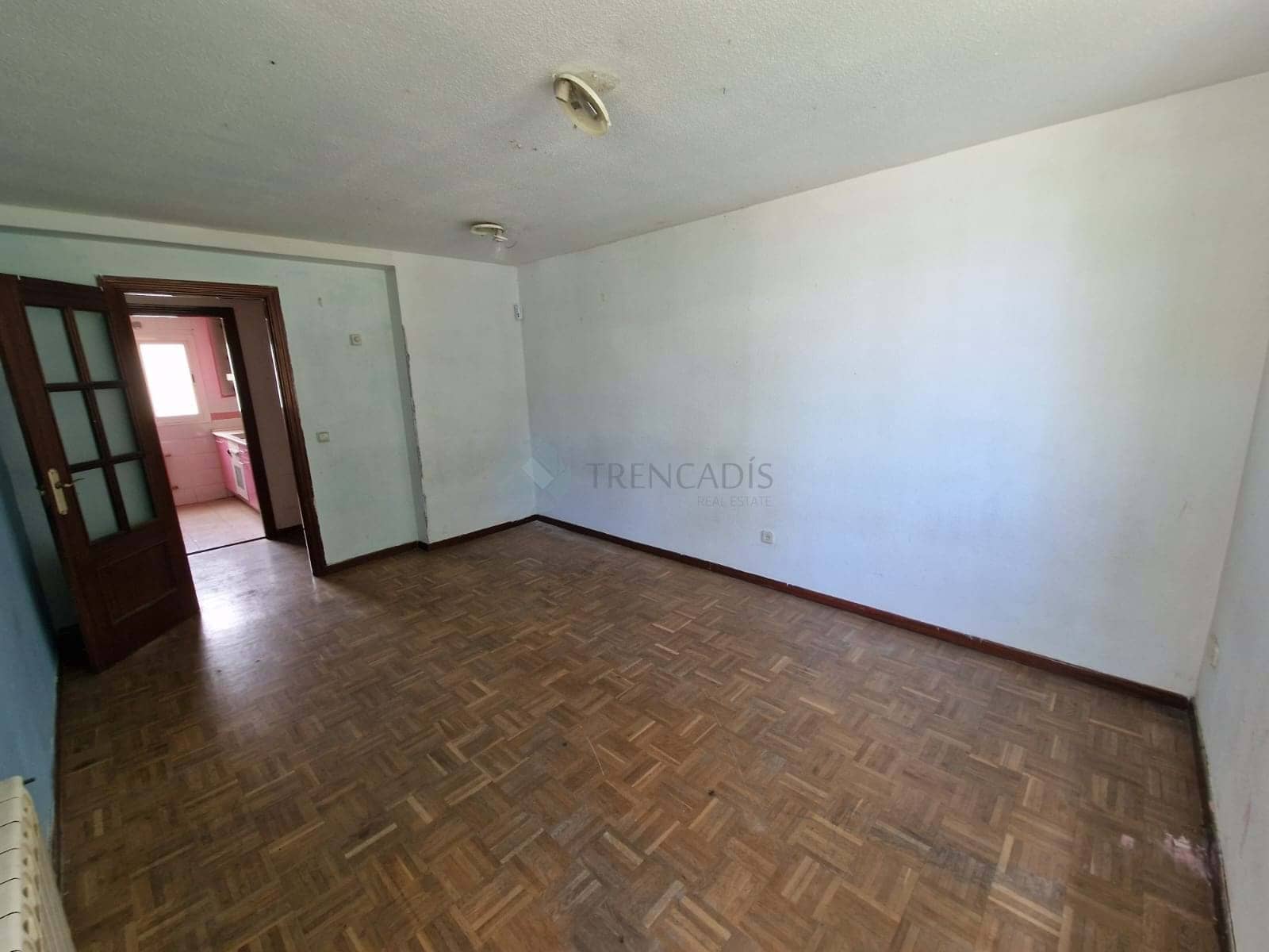 3 bedroom Apartment for sale in Madrid city - € 274,000 (Ref: 9145998)