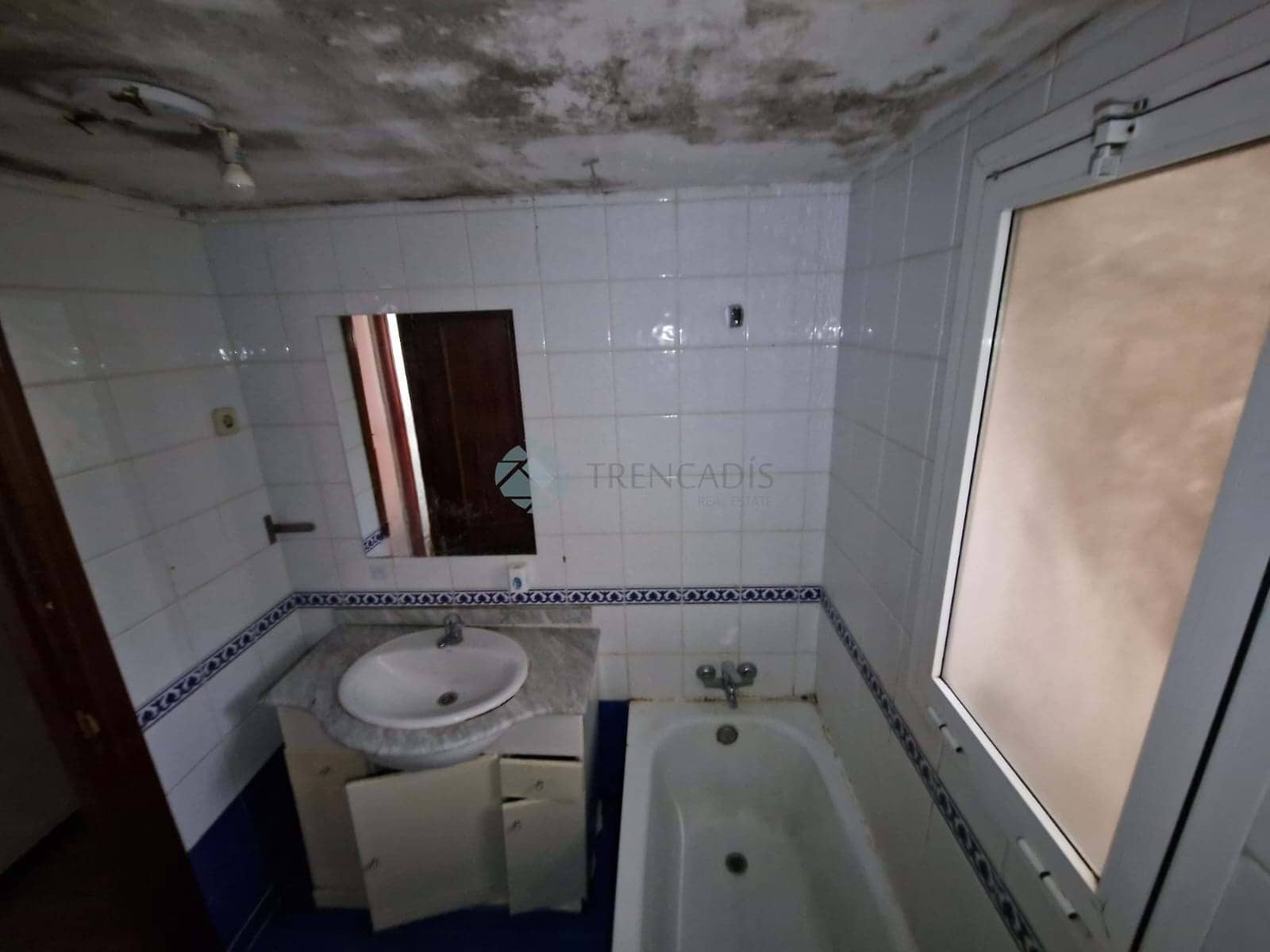 3 bedroom Apartment for sale in Madrid city - € 274,000 (Ref: 9145998)