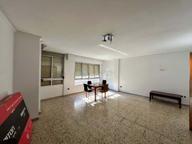 4 bedroom Apartment for sale in Dénia - € 209,000 (Ref: 9187357)