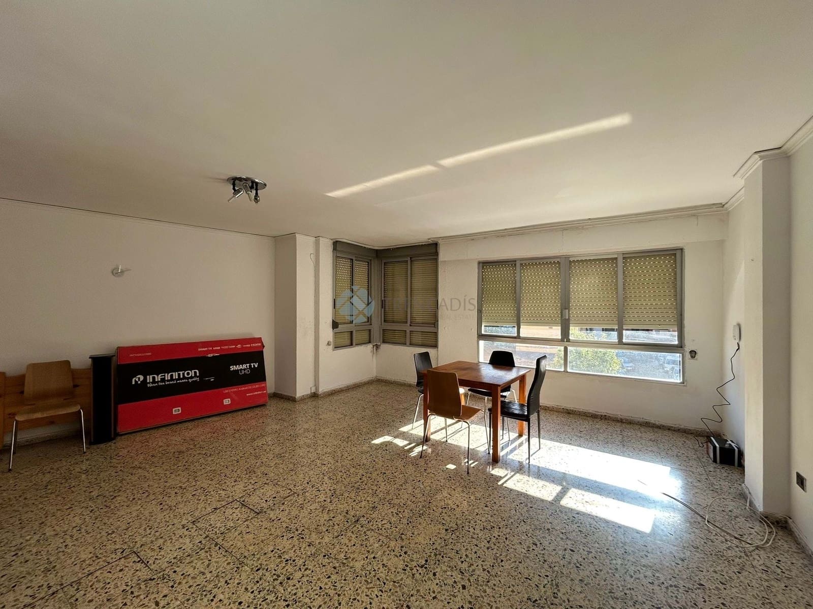 4 bedroom Apartment for sale in Denia - € 209,000 (Ref: 9187357)