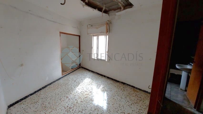 3 bedroom Apartment for sale in Totana - € 62,000 (Ref: 9192833)