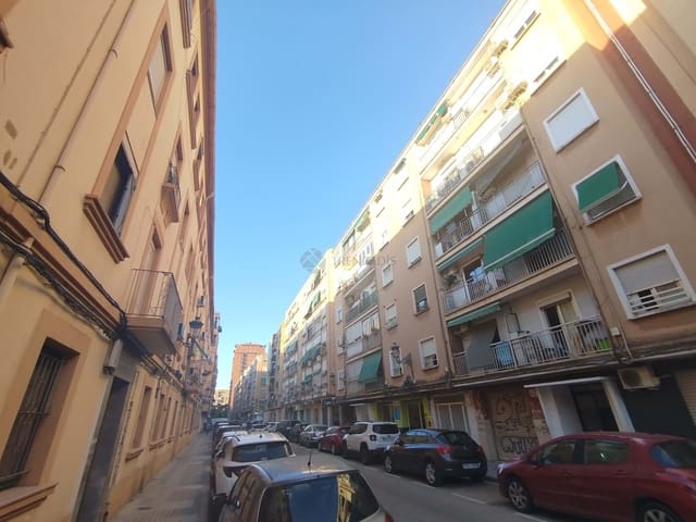 3 Zimmer Apartment zu verkaufen in València Stadt - 120.000 € (Ref: 9219323)