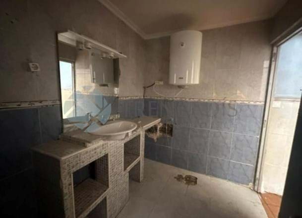 2 slaapkamer Appartement te koop in Elda - € 54.000 (Ref: 9220295)