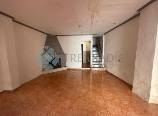 2 slaapkamer Appartement te koop in Elda - € 54.000 (Ref: 9220295)