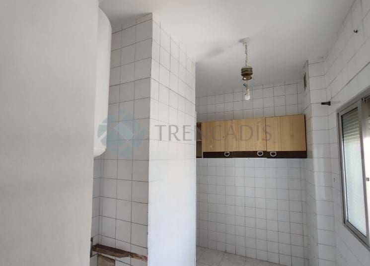 3 bedroom Apartment for sale in Madrid city - € 262,000 (Ref: 9220506)