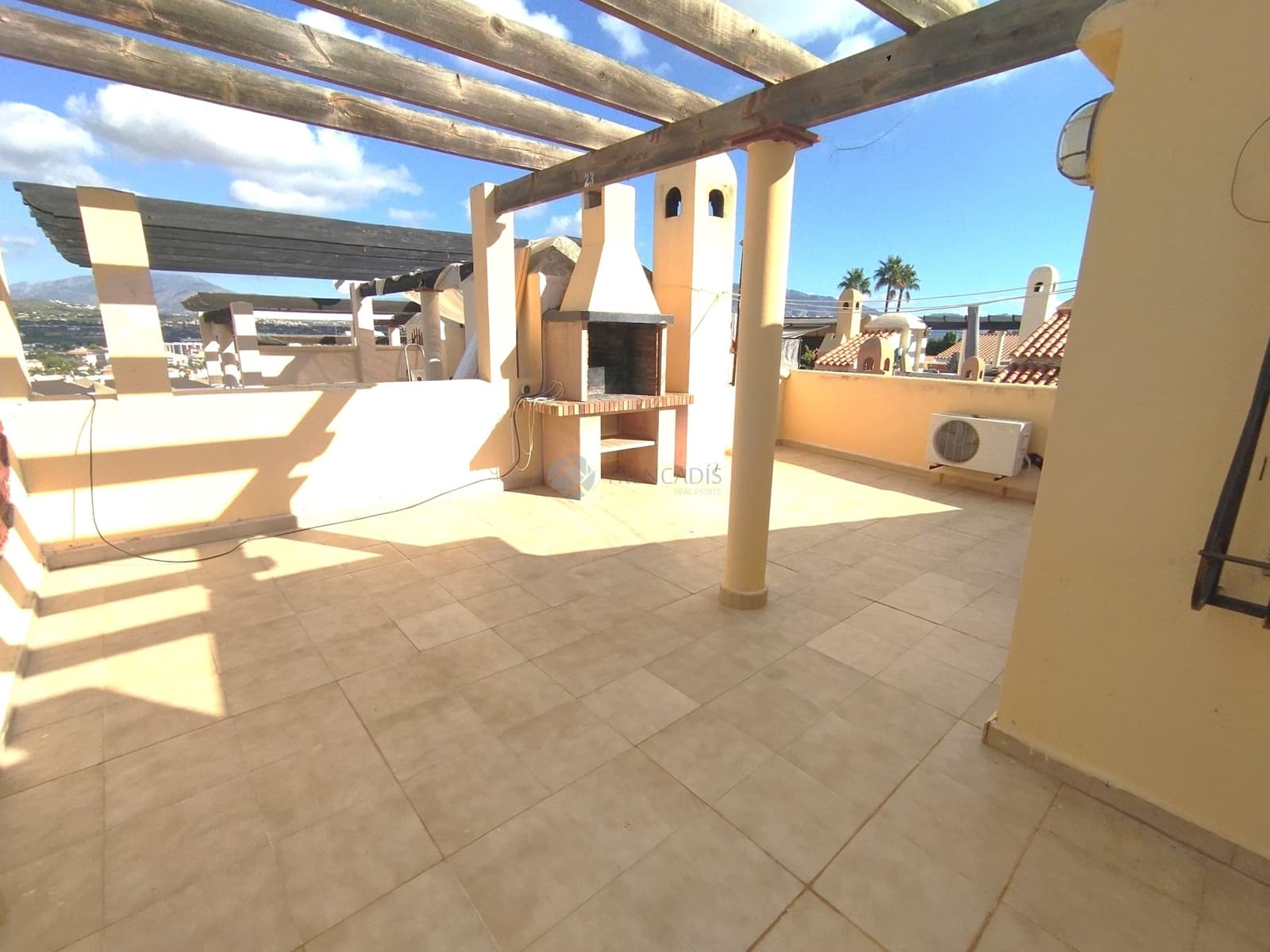 3 soveværelse Rækkehus til salg i Alfaz del Pi / L'Alfas del Pi med swimmingpool - € 361.500 (Ref: 9234996)