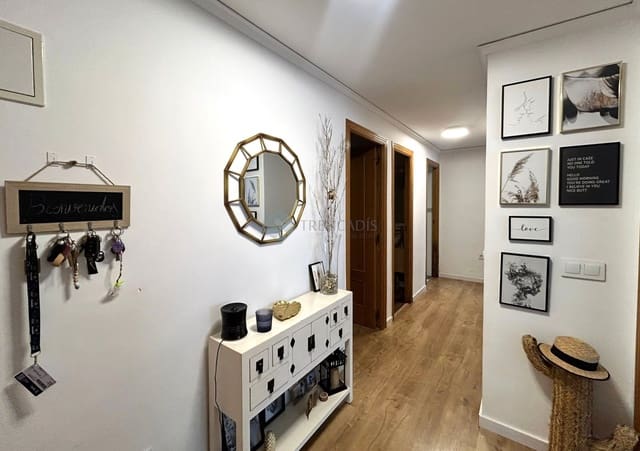 3 bedroom Apartment for sale in Gandia with garage - € 189,000 (Ref: 9253838)