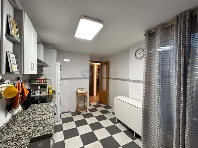 3 bedroom Apartment for sale in Gandia with garage - € 189,000 (Ref: 9253838)