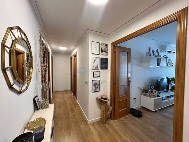 3 bedroom Apartment for sale in Gandia with garage - € 189,000 (Ref: 9253838)