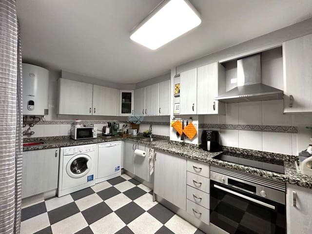 3 bedroom Apartment for sale in Gandia with garage - € 189,000 (Ref: 9253838)