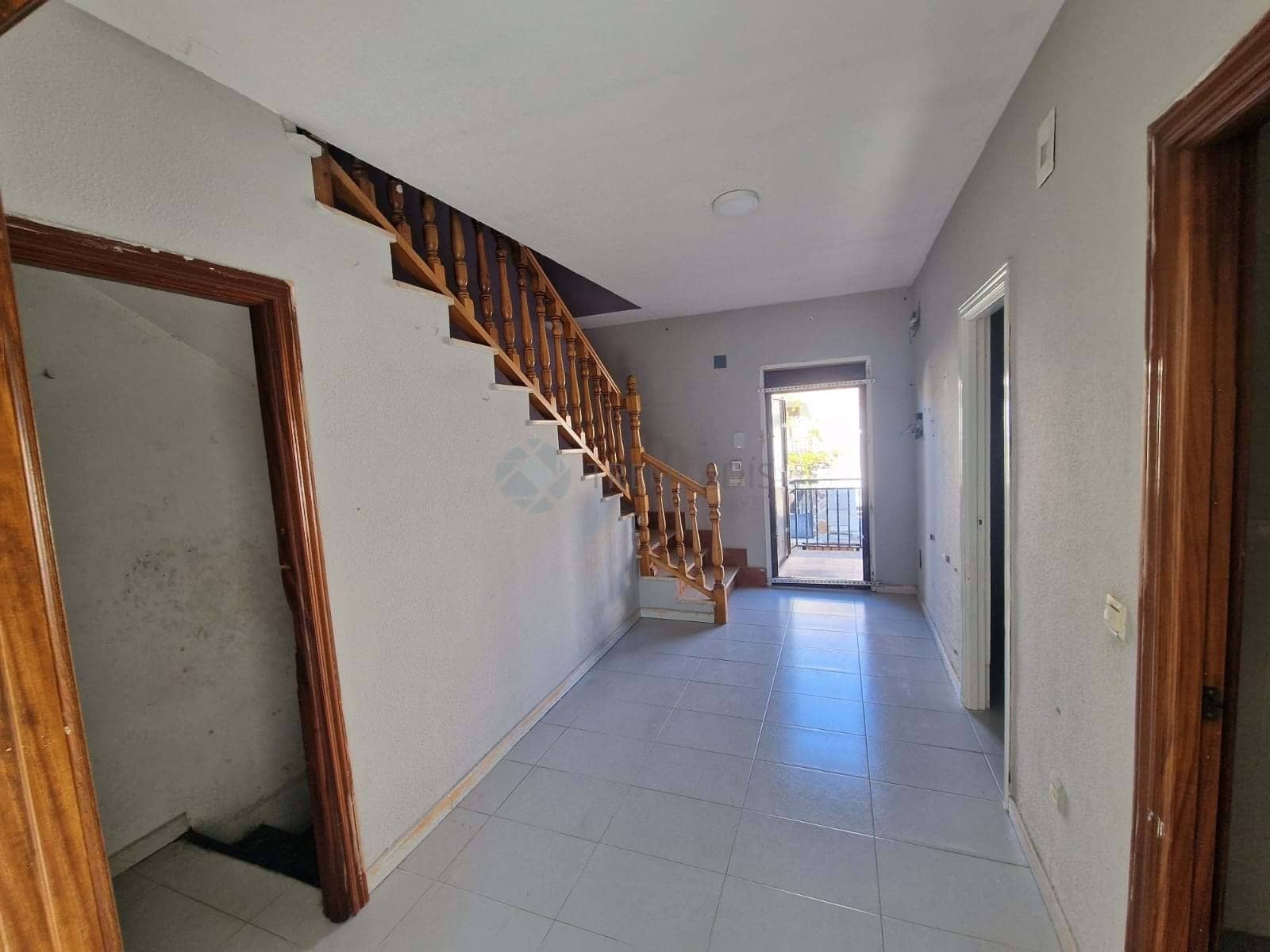 3 quarto Moradia em Banda para venda em Recas - 143 000 € (Ref: 9296157)
