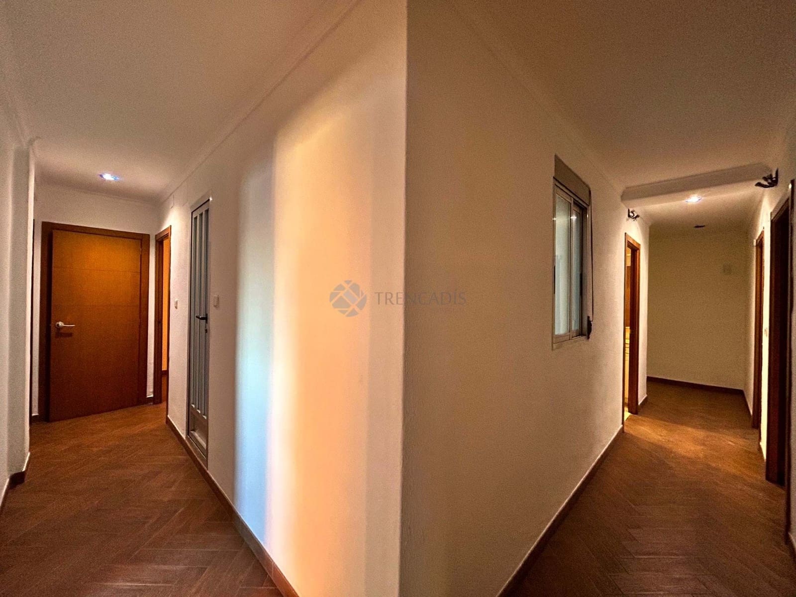 4 slaapkamer Appartement te koop in Sedavi - € 177.000 (Ref: 9311624)