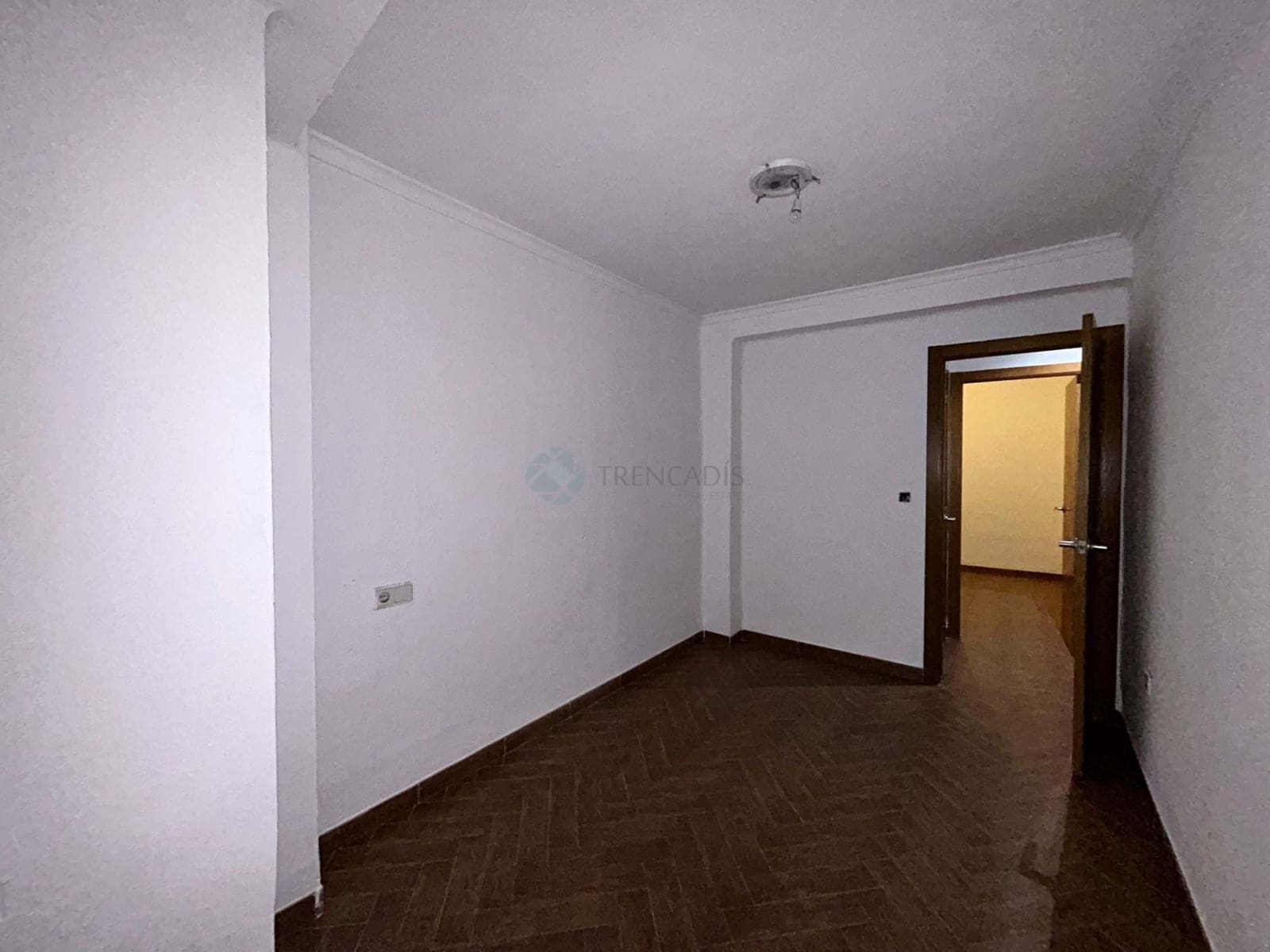 4 slaapkamer Appartement te koop in Sedavi - € 177.000 (Ref: 9311624)