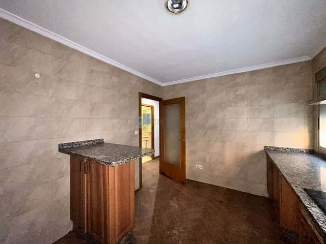 4 slaapkamer Appartement te koop in Sedaví - € 177.000 (Ref: 9311624)