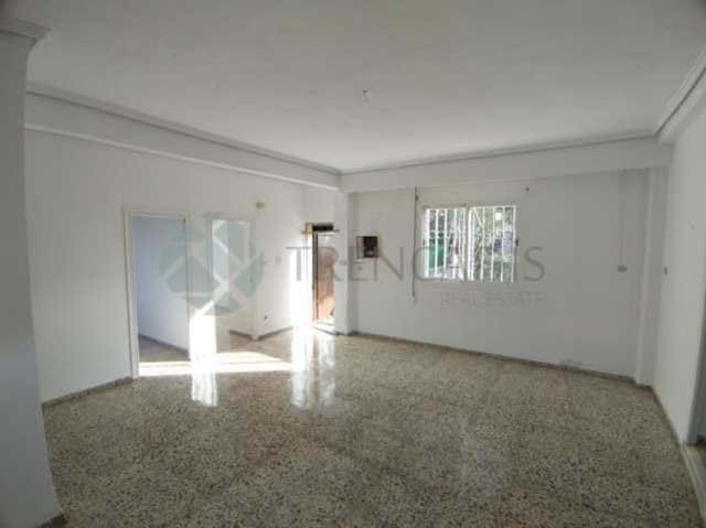 3 bedroom Villa for sale in Vilamarxant / Villamarchante - € 190,000 (Ref: 9388565)