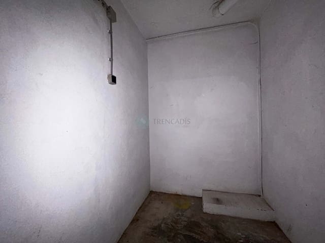 Garage for sale in Valencia city - € 12,825 (Ref: 9426279)