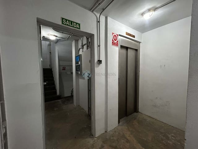 Garage for sale in Valencia city - € 12,825 (Ref: 9426279)