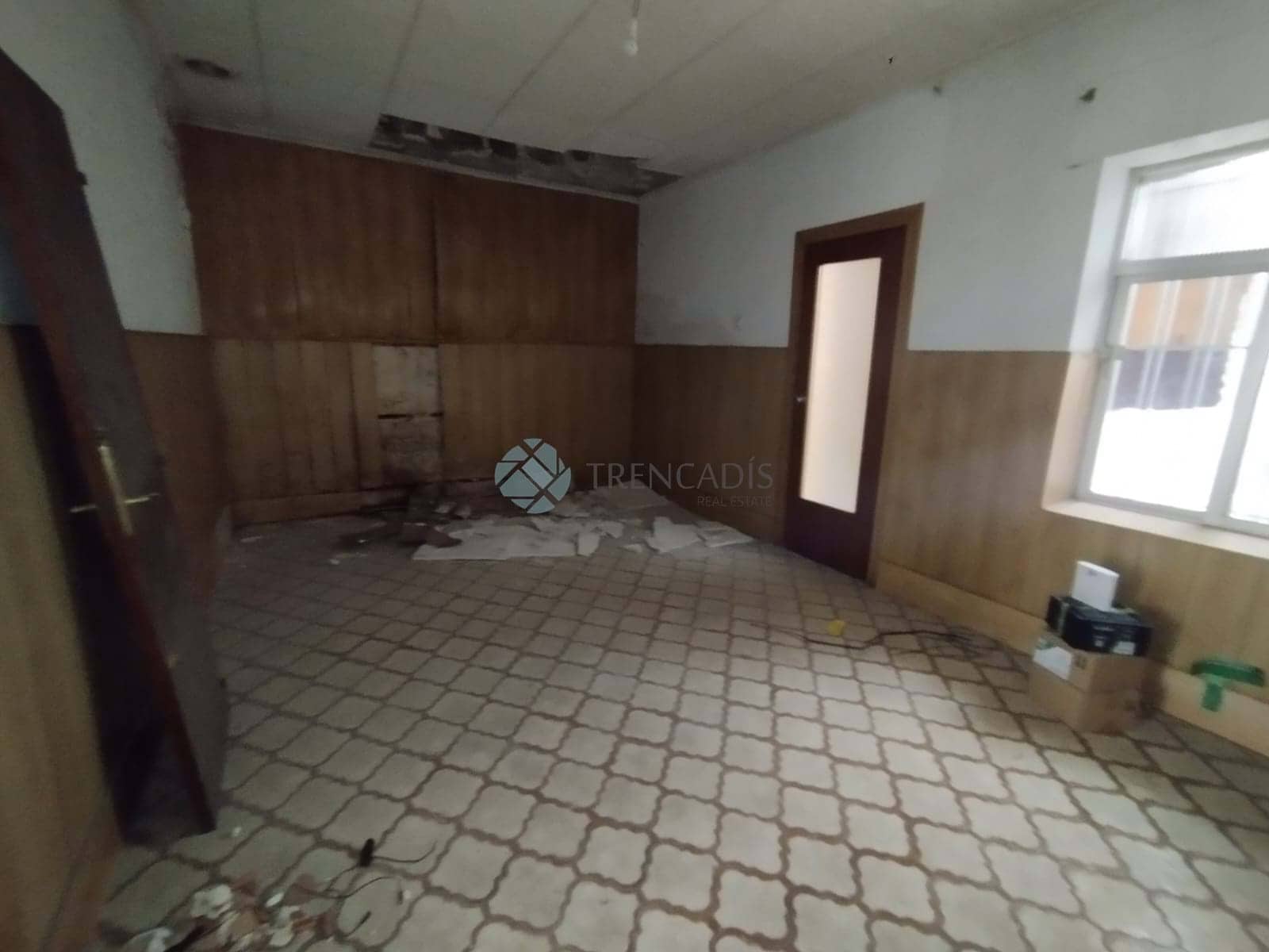 5 slaapkamer Rijtjeshuis te koop in Molina de Segura - € 77.000 (Ref: 9436365)