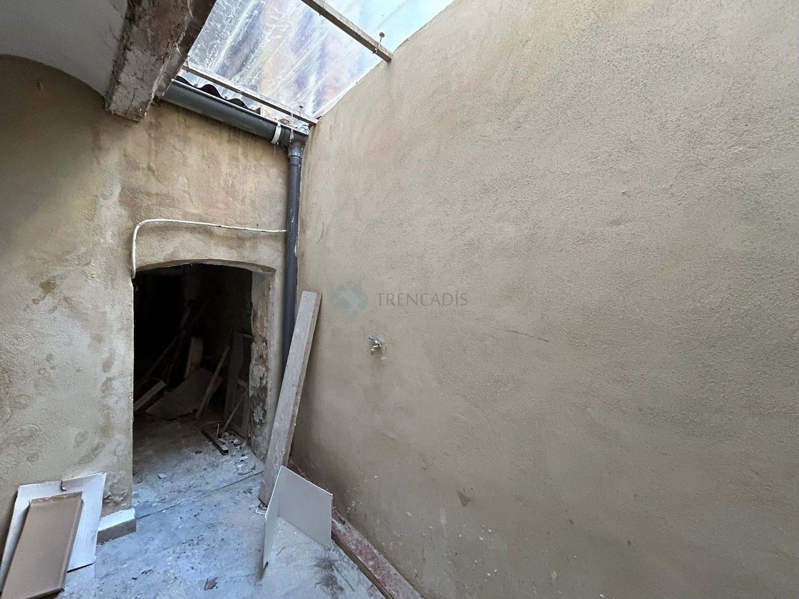 Casa de 4 habitaciones en Ontinyent en venta - 59.000 € (Ref: 9471783)