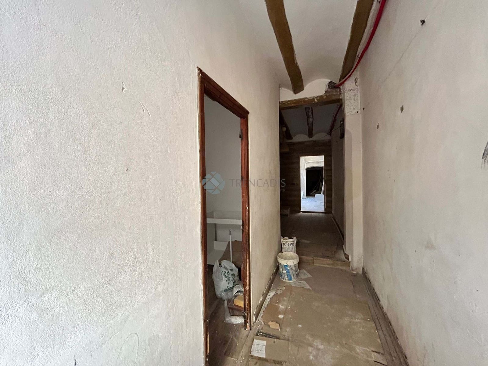 Casa de 4 habitaciones en Ontinyent en venta - 59.000 € (Ref: 9471783)