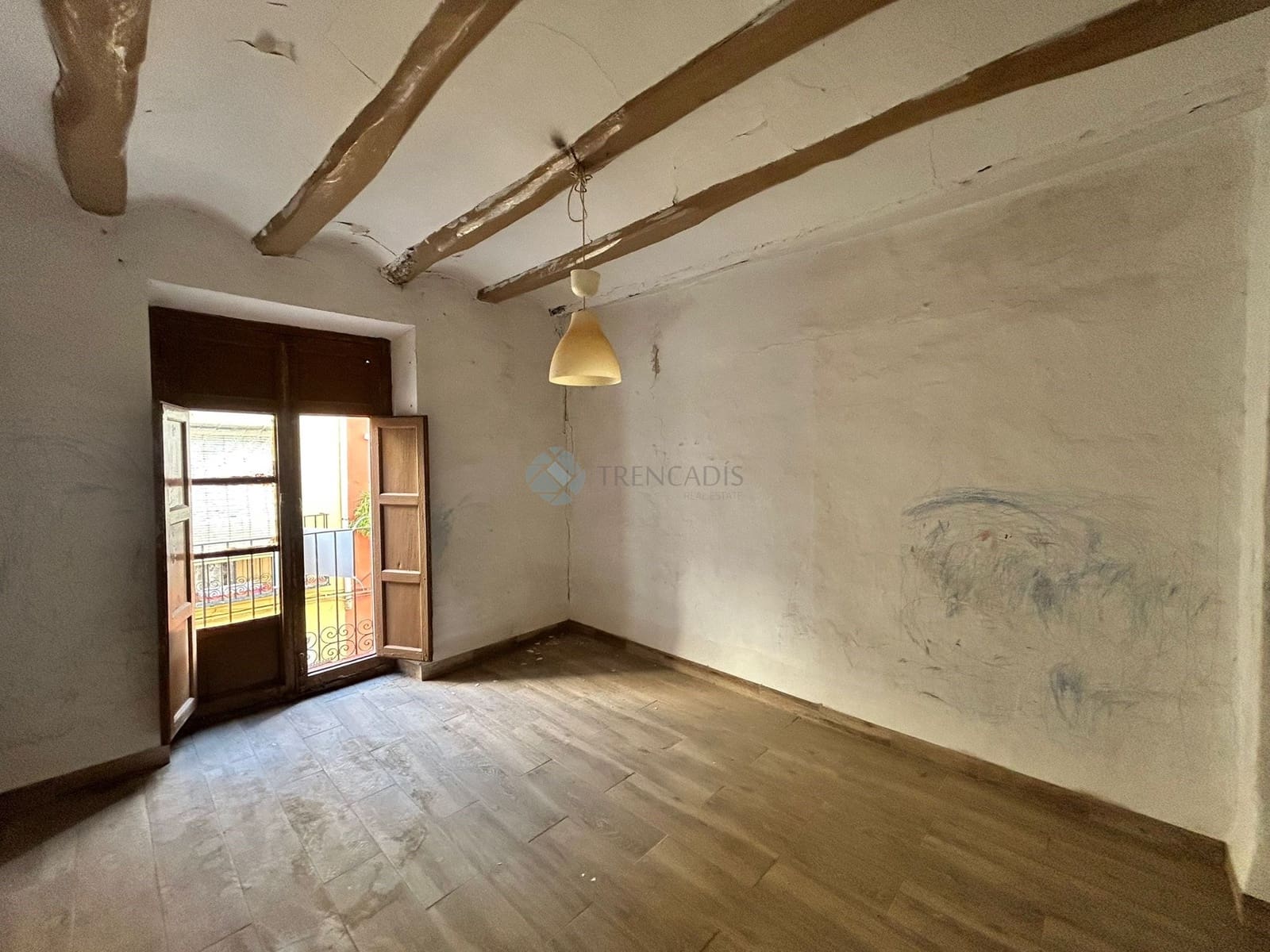 Casa de 4 habitaciones en Ontinyent en venta - 59.000 € (Ref: 9471783)