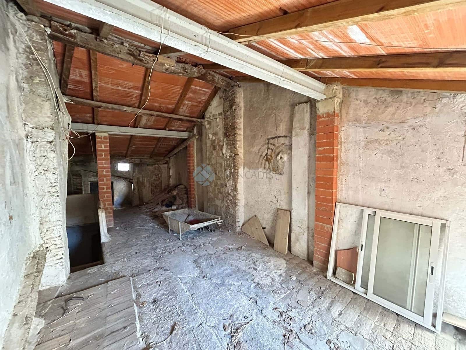 Casa de 4 habitaciones en Ontinyent en venta - 59.000 € (Ref: 9471783)