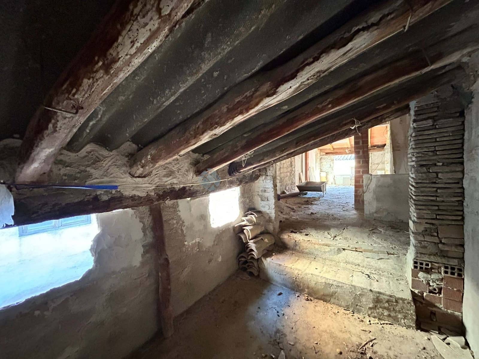 Casa de 4 habitaciones en Ontinyent en venta - 59.000 € (Ref: 9471783)