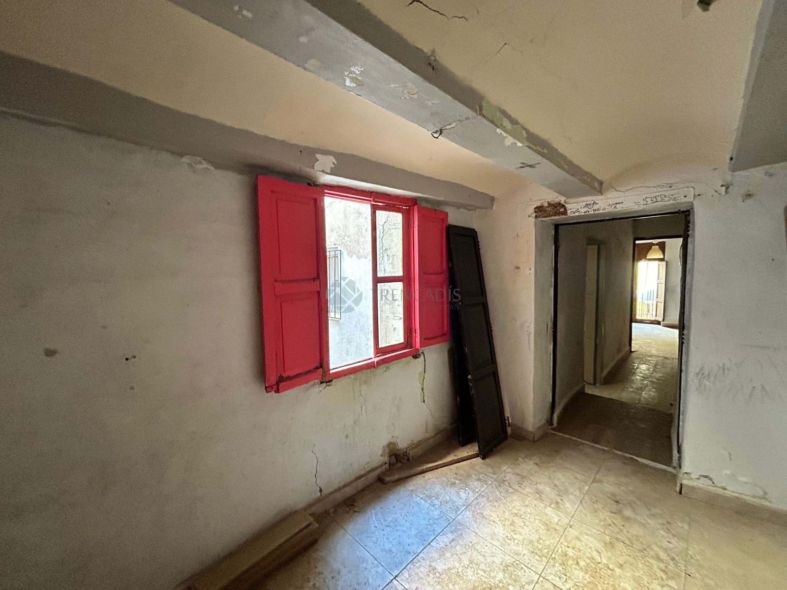 Casa de 4 habitaciones en Ontinyent en venta - 59.000 € (Ref: 9471783)