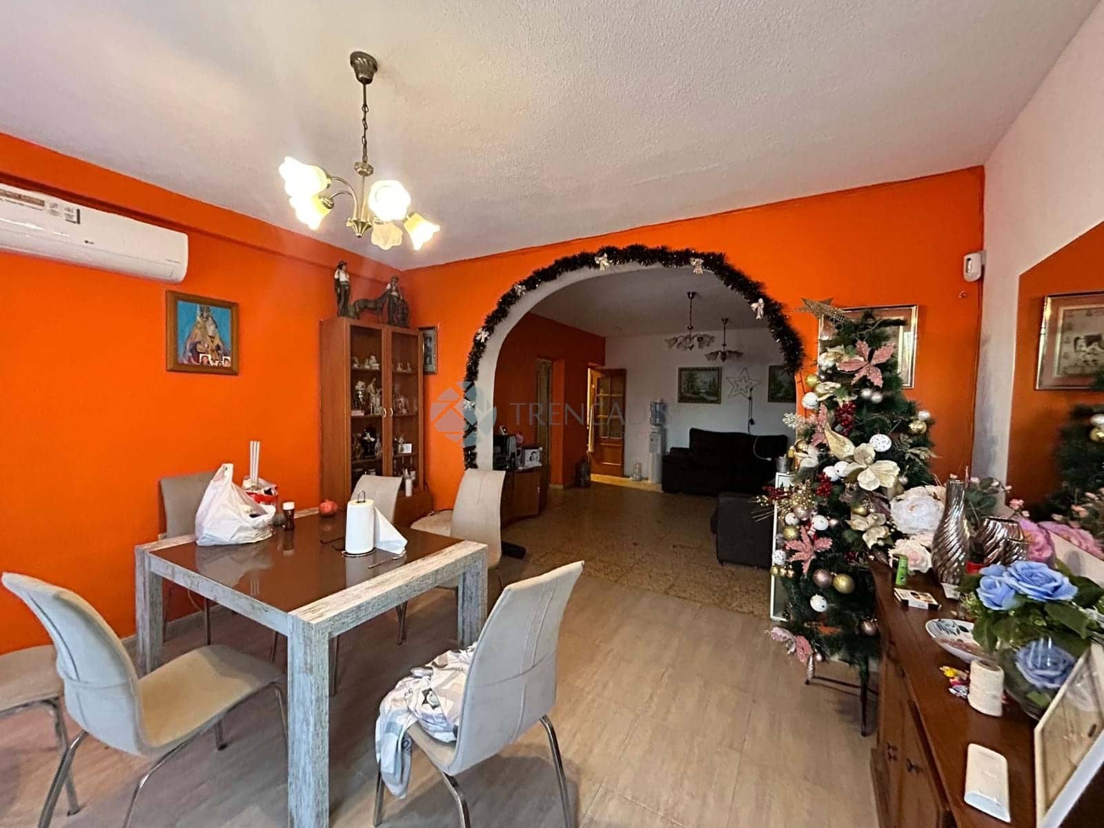 4 bedroom Villa for sale in Lliria - € 180,000 (Ref: 9503552)