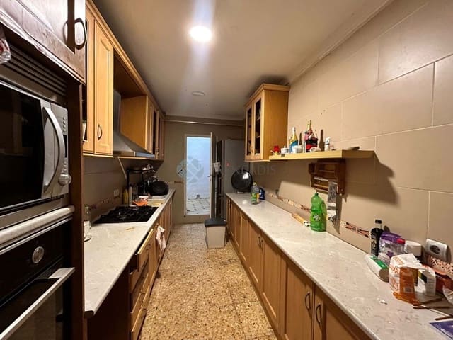 4 bedroom Villa for sale in Llíria - € 180,000 (Ref: 9503552)