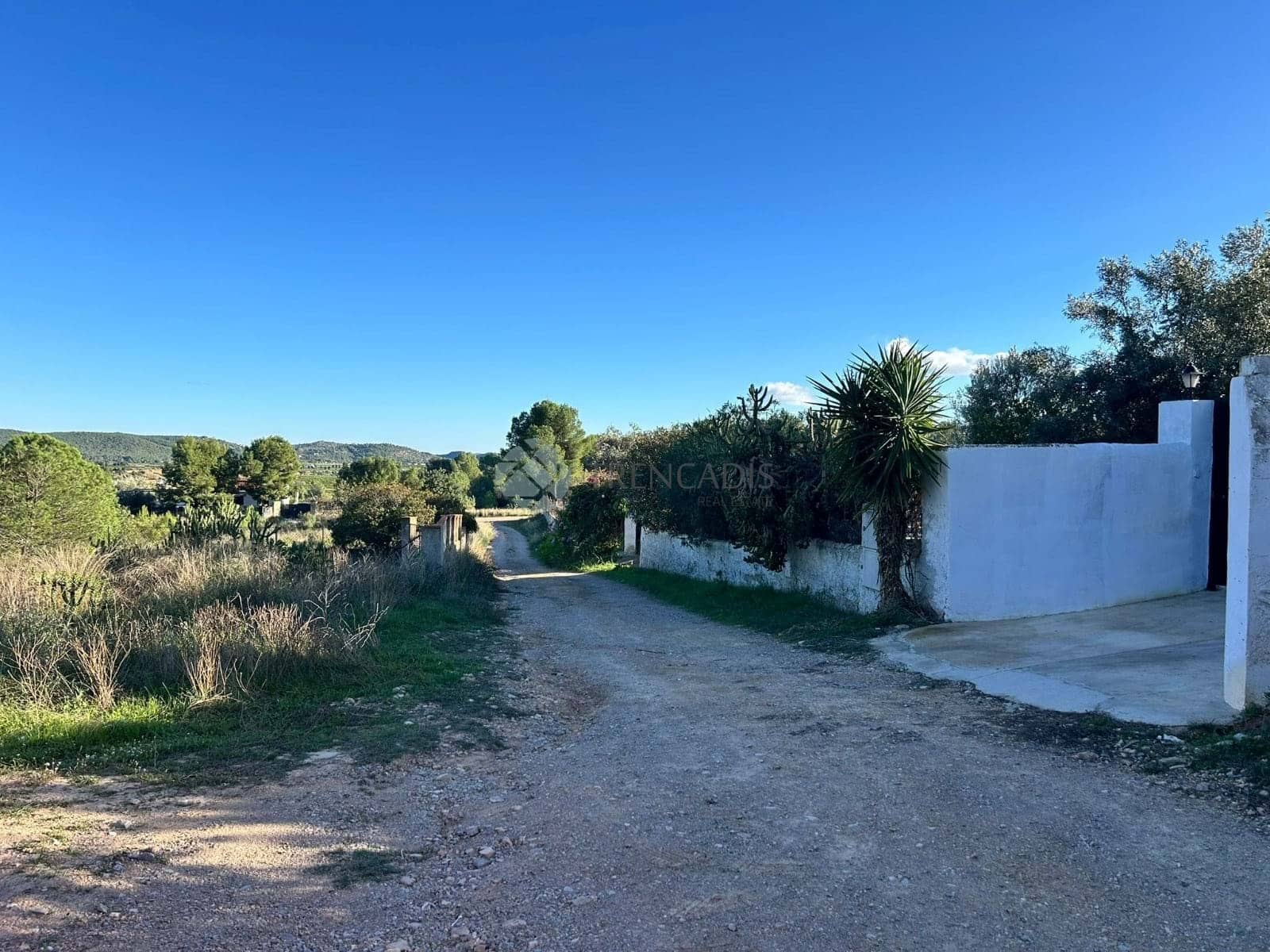 4 bedroom Villa for sale in Lliria - € 180,000 (Ref: 9503552)