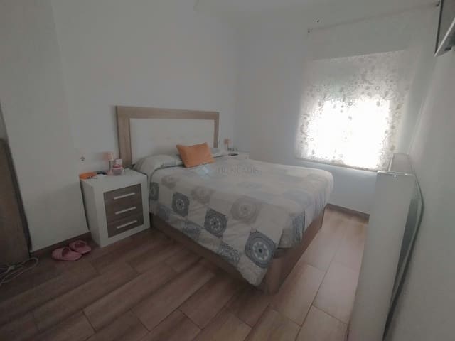 3 quarto Apartamento para venda em Elche / Elx - 85 000 € (Ref: 9513529)