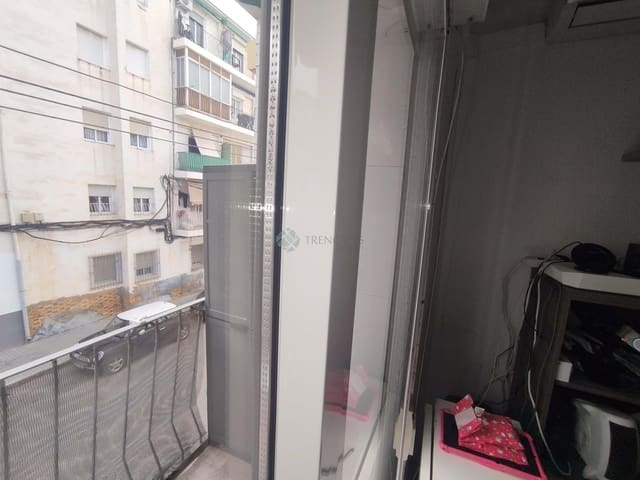 3 quarto Apartamento para venda em Elche / Elx - 85 000 € (Ref: 9513529)