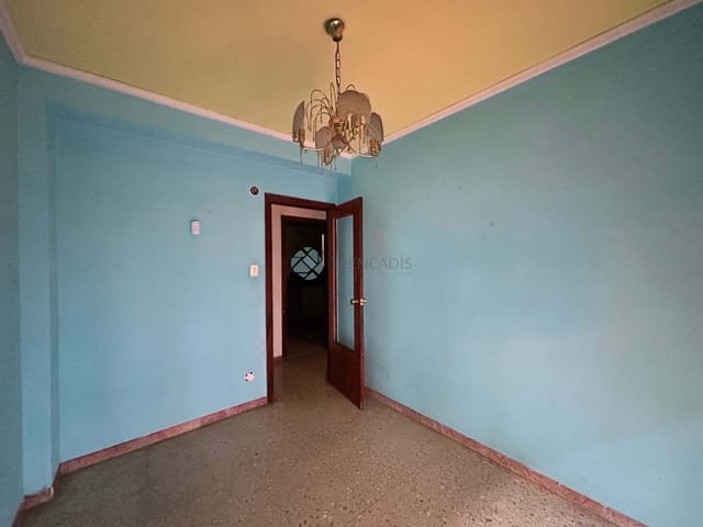 4 quarto Apartamento para venda em Gandia - 135 000 € (Ref: 9534073)