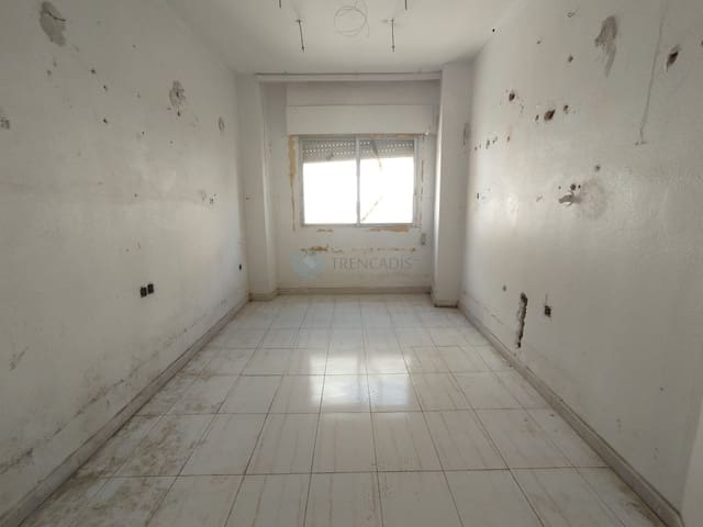 3 bedroom Apartment for sale in Torreagüera, Murcia city - € 70,000 (Ref: 9548621)