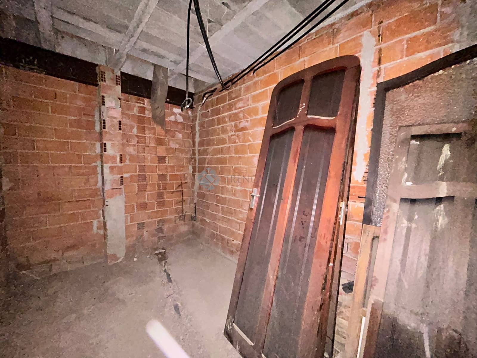 4 bedroom Townhouse for sale in Catadau - € 77,000 (Ref: 9580117)