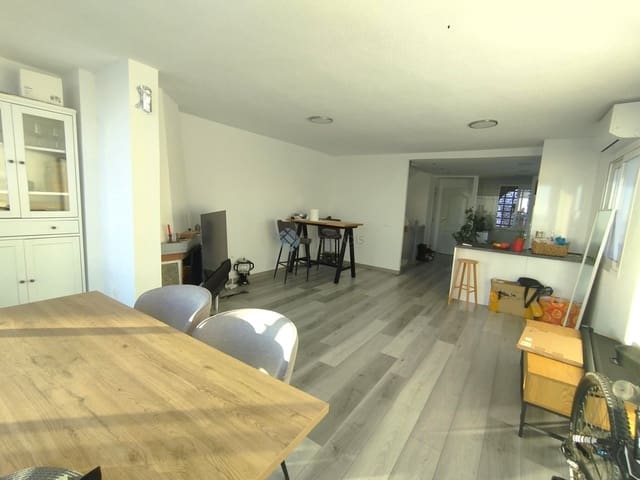 3 makuuhuone Rivitalo myytävänä paikassa Santa Pola mukana uima-altaan 
autotalli - 825 000 € (Ref: 9584512)