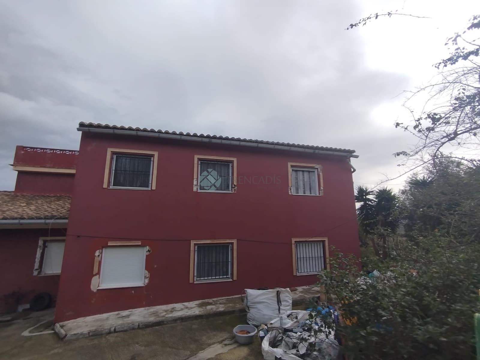 4 bedroom Apartment for sale in Alberic - € 135,000 (Ref: 9588521)